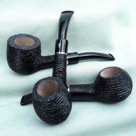 Savinelli Otello; Black rusticated finish, with layered rings  54-SavOtelRusSpecial offer from Savinelli and Wesley’s R1971.90Normal Price R3565.00