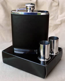 Hip Flask; 6oz/180ml; Leather-covered St.Steel; 2 cups<br>94-J5658